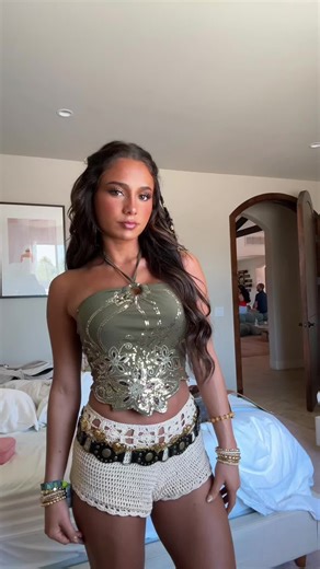 Coachella 2025 Day 1 Outfit Ideas and Inspiration