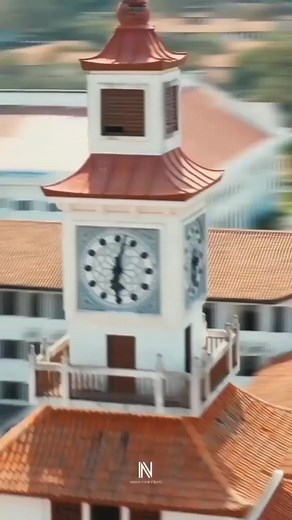 The #UniversityofGhana is the oldest and largest of the thirteen Ghanaian national public universities. It was founded in 1948, in the British colony of the Gold Coast, as the University College of the Gold Coast, and was originally an affiliate college of the University of London, which supervised its academic programs and awarded degrees. After independence in 1957, the college was renamed the University College of Ghana. It changed its name again to the University of Ghana in 1961, when it ga