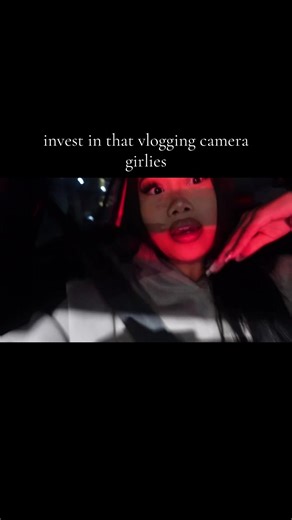 Capture the Magic of Christmas Lights with Sony Cyber-shot