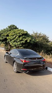 2020 Lexus ES350 now available. For more information: DM 📨 or Call/Whatsapp 08069365219 | Hi autos