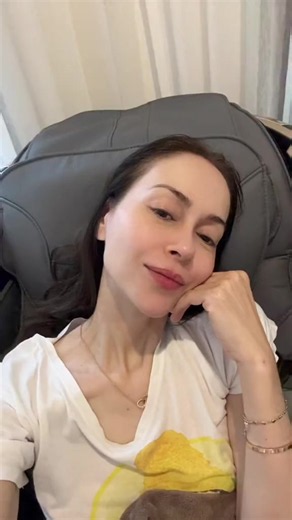 นัท มีเรีย ล่าสุด: ข่าว เพลง และ Instagram ของ Nat Myria Benedetti