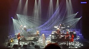 Adamo de retour sur scène, après de longs mois d'absence, au théâtre royal de Mons