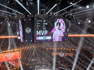 线下首日OAvsVP第一场漓江塔控制中心现场反应