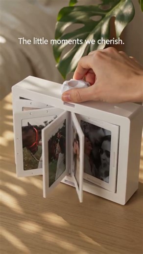 Personalized Rotating Photo Frame Carousel – Custom Photo Desktop Gift for Couples