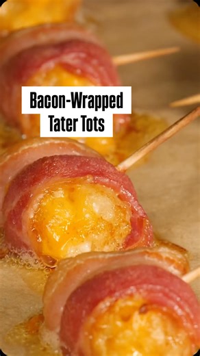 22 reactions | These Bacon Wrapped Tater Tots are quick and easy appetizer recipe for you that requires only 4 ingredients: bacon, tater tots, cheddar cheese and Tabasco sauce. This recipe is perfect for football season! ➡️COMMENT the word RECIPE and I will DM you the clickable link to the recipe! #baconwrappedeverything #baconwrapped #baconwrappedtatertots #tatertots #tatertot #footballfood #mondaynightfootball #recipegirl | RecipeGirl | Facebook