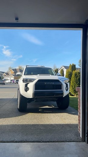 #4runner #toyota #yotaswanderlust #35s #kingsuspension #volkte37 #te37xt #overland #trd #runnernation #overlanding #runnermafia #adventure #4runnersofinsta #trdpro #runnerdaily #letsgoplaces #yotalife #trdoffroad #4runnernation #offroading | Seth Voun