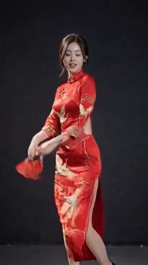 Just Can't Stop This Happy Hip Sway 🥰 Too Cute to Handle