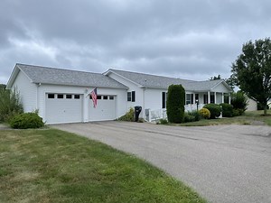 3006 Green St, Middleborough, MA 02346 - MLS 73148757 - Coldwell Banker