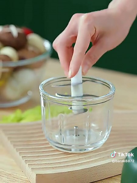 Mini Hachoir Rechargeable Multifonctionnel Pratique