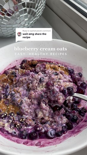 Easy Healthy Plant-Based Blueberry Cream Oatmeal Recipe