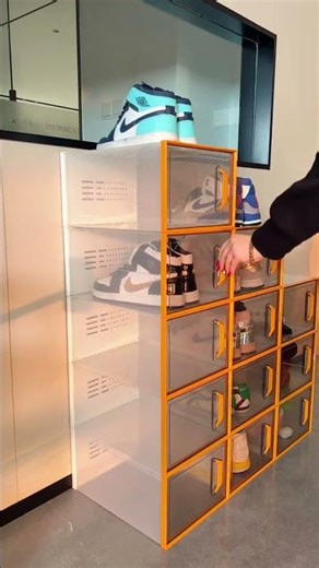 These super-useful, thick shoe boxes have already sold out several times in our live stream!