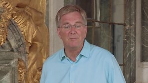 Inside The Most Luxurious Castles In The World