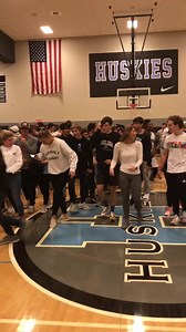 30K views · 31 reactions | Here’s the final play of the Class 6A Area 8 Tournament championship! With the game tied at 61, Helena’s Nate Andrews steps to the foul line and hits a free throw with 0.1 left in the game to give the Huskies a 62-61 win over Calera! Unbelievable game and finish! | Shelby County Reporter | Facebook