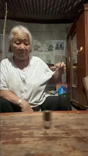The lock is used like this, haha #grandma #funny #Spinning top