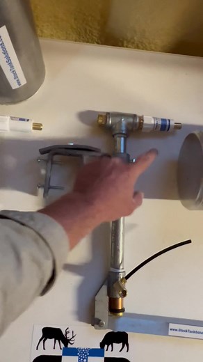 21 reactions · 7 comments | We have had a few questions on how our (Top Mount) ICE PREVENTION setup works! Here is a quick video for you guys! NO ELECTRICITY NEEDED!! https://www.stocktanksolutions.com/product-page/side-mount-3-4-valve-with-6-x12-barrel-float | Stock Tank Solutions LLC. | Facebook