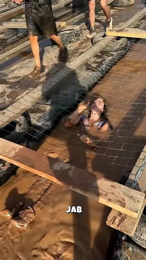 Chinese army girls training.#foryoupage❤️❤️ #trending #china #viral #trending