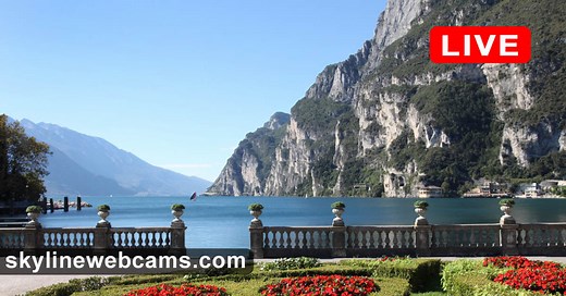 【LIVE】 Webcam Riva del Garda | SkylineWebcams