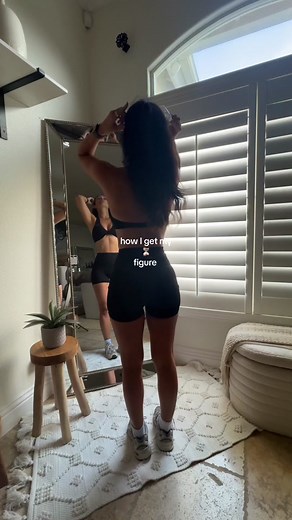 Upper Body Workout for Hourglass Figure | Fitness Tips