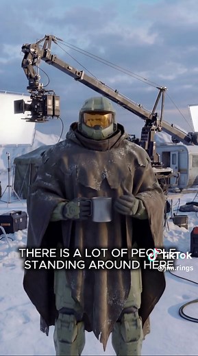 On the set of Halo 5: Guardians #mastercheeks #masterchief #Halo #halomemes #spartan117