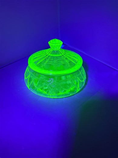 Hocking Uranium Green Depression Glass Cameo Ballerina Lidded Candy Dish 1930s - Etsy