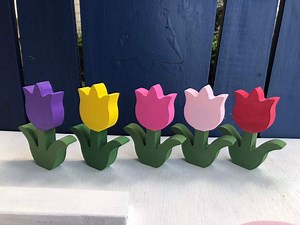 FARMHOUSE Wooden TULIP Flower Spring Decor, Stand Up, Chunky Wood - Etsy
