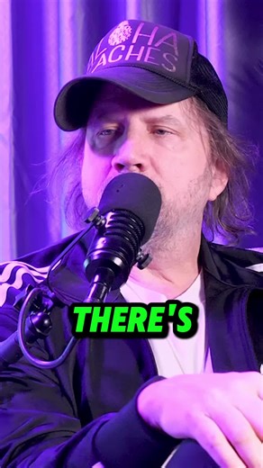 I’m here tonite @Improv Comedy Clubs Chicago! HTBITY. | bar purple led lights