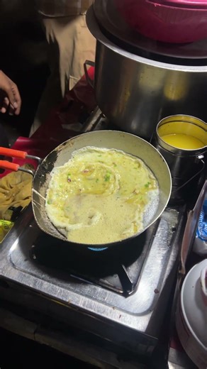 Bread wali Ande ki Omellete #streetfood #foodclips #ytshorts #food #omelette #egg #food #shorts