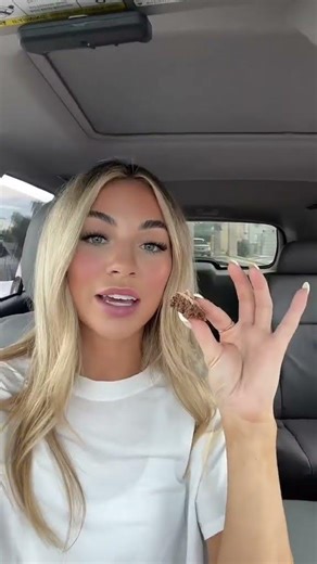 My Swig order but make it nostalgic drinkorder drinks soda... #Shorts #courtneyycahoon