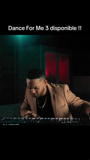 Dance For Me 3 disponible sur les plateformes !! C’est un son fait pour bouger 💃🕺 👉 Utilise-le dans ta vidéo, montre tes meilleurs pas de danse et tague-moi pour que je les repartage ! 🎶 Fais tourner le son, partage, et lançons ensemble le challenge #DanceForMe3 🚀 #konpa #gouyad #foryou