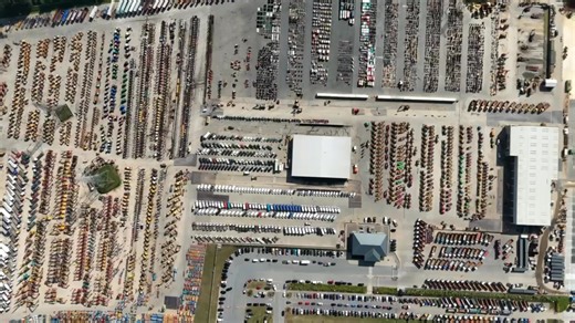 OVER 100 HOURS OF NON-STOP SELLING!🙌 Our latest Leeds Auction was one for the books, with over 8,600 lots going under the hammer across 4 action-packed days - totaling 103 hours of bidding and buying across 4 rings!📢 From heavy machinery to light commercials and everything in between, buyers from across the UK and beyond tuned in to bid live, online and in person🌍 Want in on the action?🔥 Find out more about our upcoming sales on our website🔗https://buff.ly/uRrOBOb | Euro Auctions