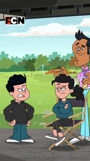 Conflicting Roles in Super Noobs: A Lesson Learned