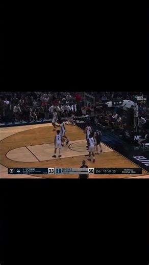 How did UConn pull that off 😯#uconnbasketball #uconnhuskies #basketball #buzzerbeater