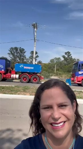 Mais uma conquista produzida aqui em Sete Lagoas! 🚆✨ A Progress Rail concluiu hoje, 17/10, a entrega de mais uma locomotiva elétrica, que já segue rumo ao seu destino final. É um orgulho imenso saber que o trabalho realizado em nossa cidade movimenta o sistema logístico ferroviário de todo o Brasil. 🇧🇷 Parabéns à @progressrail por mais essa entrega que impulsiona o setor ferroviário e fortalece a indústria nacional! 👏 #SeteLagoas #ProgressoQueMoveOBrasil #Ferrovia #IndústriaNacional #Desenvo