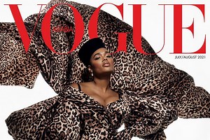 Η Precious Lee στο εξώφυλλο της Vogue Arabia είναι η επιτομή της femme fatale (και η τέλεια εκπροσώπηση του body positivity)