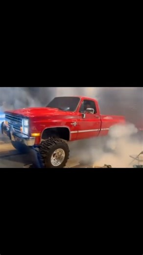 16K views · 11K reactions | 掠Laying down Some rubber in this 1984...