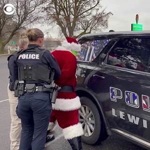 GRINCH BUSTED: Officers with the City of Lewiston Police Department in Idaho arrested the Grinch on Tuesday "for attempting to steal Christmas." | CBS News