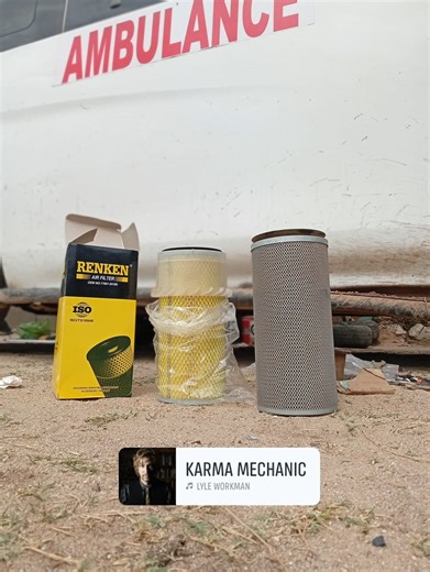 Our basic vehicle servicing includes a comprehensive range of tasks, encompassing engine oil and filter replacement, checking and topping up vital fluids (coolant, brake, and washer fluid), inspecting brakes and tires for wear, and verifying the functionality of lights and other safety components. This service is typically recommended every 6 months or 10,000 km, contingent upon the manufacturer's guidelines for your vehicle, to maintain optimal safety, fuel efficiency, and overall reliability. 