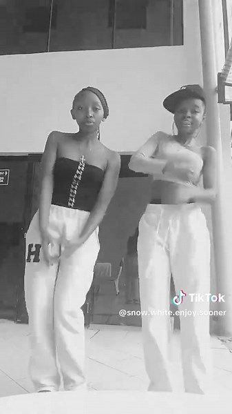 Snow White 🤍 (@snow.white.enjoy.sooner)’s videos with original sound - Snow White 🤍