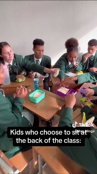 Some das_dinge fun as we enter a new week! #schoollife #school #schoollunch #schoolfun #justforfun #besteskool #bestapirit #dasdinge #fyp