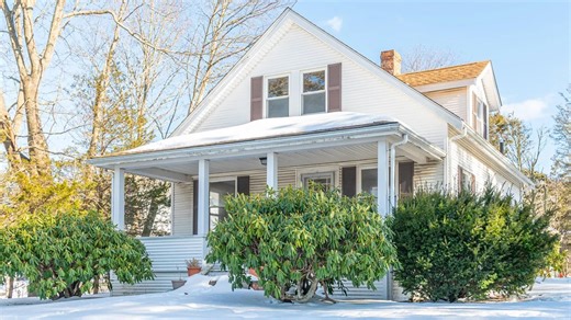 Nearly 100-Year-Old Cape Cod Farmhouse Listed for $399,900 Sells in Just 10 Days
