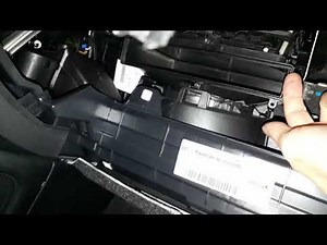 How to Replace the Cabin Filter on Jeep Compass