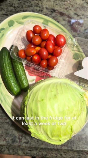 Easy, quick & healthy avocado salad dressing. #saladdressing #avocado #dips #cooking