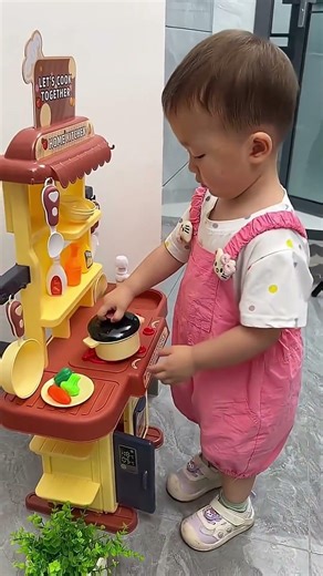 Cool Items! 🥰Mini Kitchen, Big Love! ❤️🏠#Shorts #CuteBaby #LittleChef #FamilyMoments
