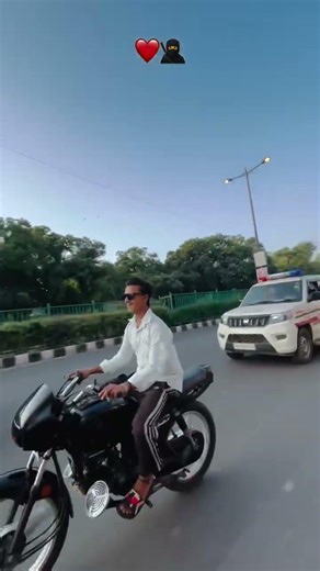 splendor lover❤️#hero splendor WhatsApp status #viral video bike status#modified#trending#shots 4❣️