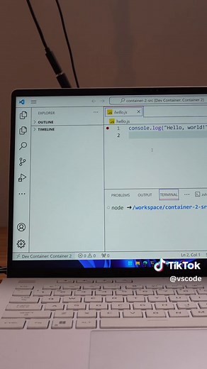 2 containers, 1 vs code window: This is how to use the Dev Containers: Switch Container command. #techtok #devcontainers