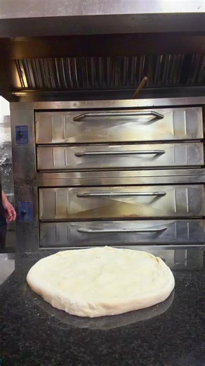 Pizza Time Fun: A Hilarious Restaurant Experience