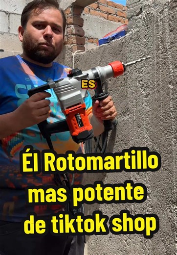 🛠️ ¡Potencia Extrema con el Rotomartillo de Grado Industrial! 👷‍♂️ • 4 Funciones en 1: Alterna entre taladro, rotomartillo, cincelado y ajuste de ángulo. Ideal para perforar madera o demoler concreto con máxima fuerza. • Conexión Directa a Corriente: Olvídate de cargar baterías; su motor de alto rendimiento se conecta a la luz para ofrecerte potencia constante y sin interrupciones en los trabajos más pesados. • Kit Profesional Completo: Incluye brocas, cinceles, guantes, lentes de seguridad y 