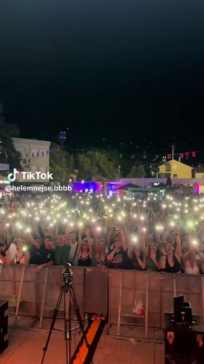 Helem Nejse Live Performance at Mostar Summer Fest
