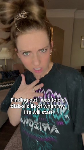 Harrison Butker NFL Cheerleader Stefanie Hills | Lip-sync Performance