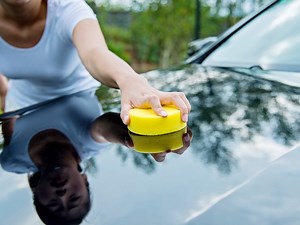 Nettoyage automobile : faire briller sa voiture sans polish